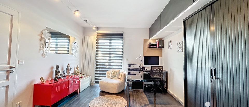 House 9 rooms of 256 m² in Tournan-en-Brie (77220)