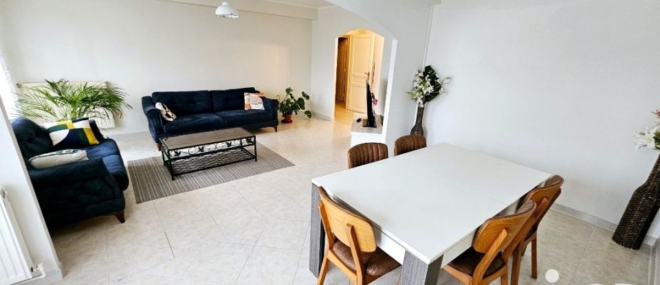 Appartement 3 pièces de 80 m² à Créteil (94000)
