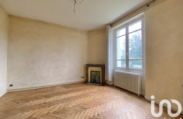 House 9 rooms of 245 m² in Salles (33770)