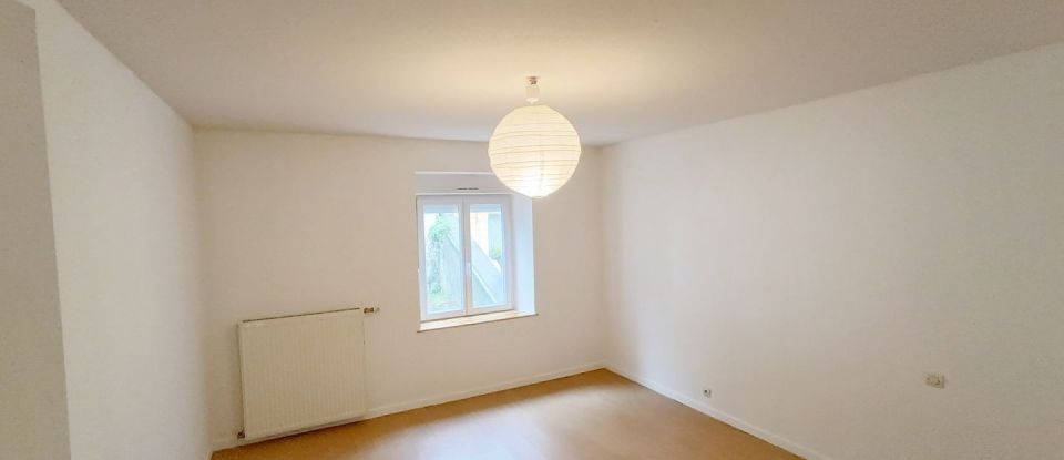 Appartement 5 pièces de 88 m² à Bourbonne-les-Bains (52400)