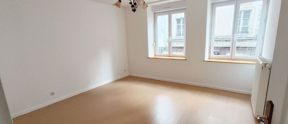 Appartement 5 pièces de 88 m² à Bourbonne-les-Bains (52400)