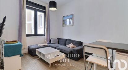 Apartment 3 rooms of 40 m² in Marseille (13007)