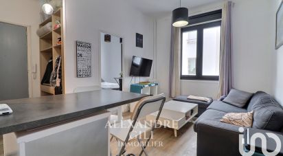 Appartement 3 pièces de 40 m² à Marseille (13007)
