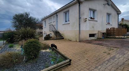 Traditional house 4 rooms of 90 m² in Chavagnes-les-Redoux (85390)