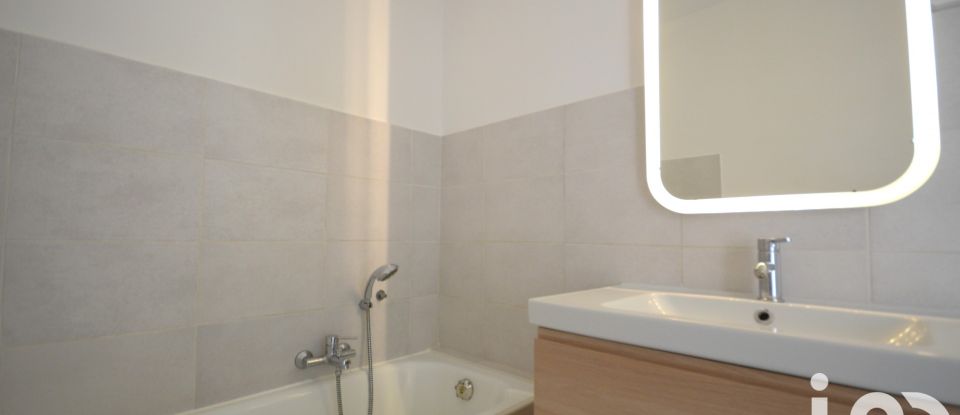 Appartement 4 pièces de 81 m² à Nice (06100)
