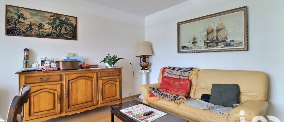 Apartment 4 rooms of 73 m² in La Ciotat (13600)