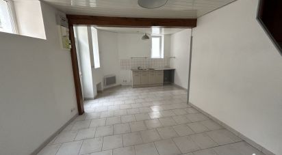 Maison 2 pièces de 40 m² à Bessé-sur-Braye (72310)