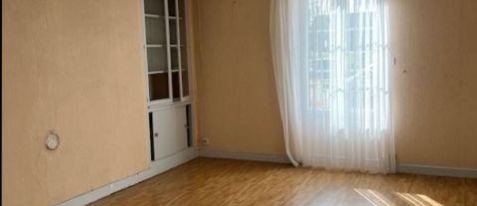 House 5 rooms of 110 m² in TOUROUVRE (61190)