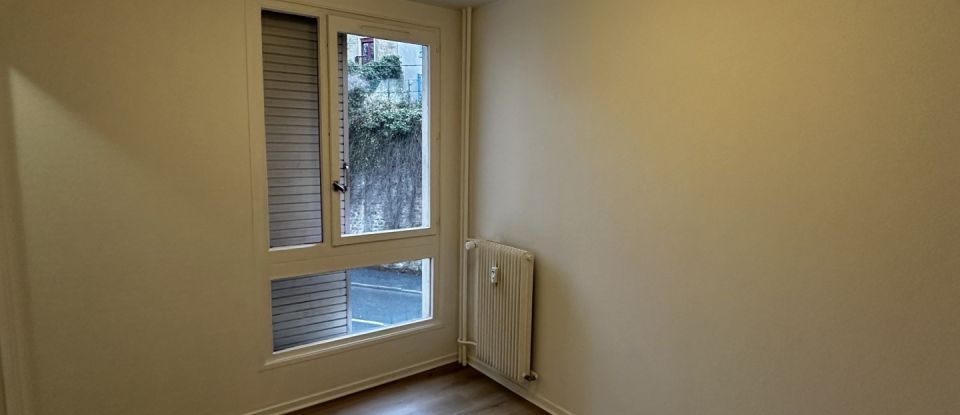 Appartement 4 pièces de 78 m² à - (91250)