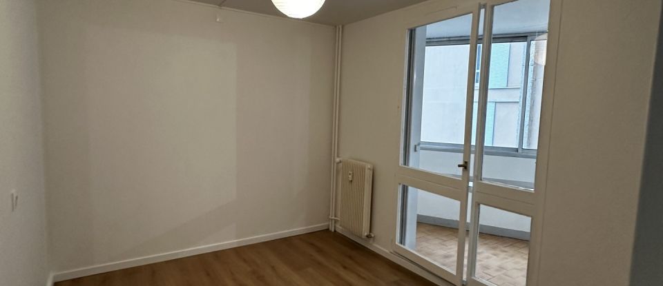 Appartement 4 pièces de 78 m² à - (91250)