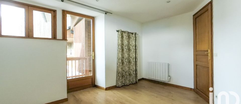 Duplex 4 rooms of 65 m² in Saint-Pierre-d'Albigny (73250)