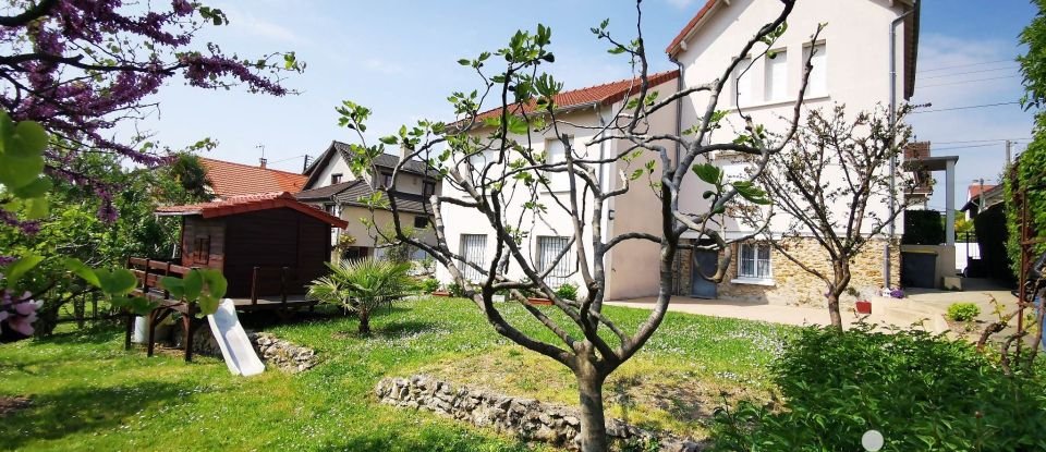 House 5 rooms of 115 m² in Gagny (93220)