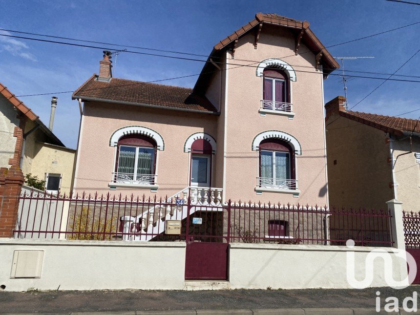 Traditional house 5 rooms of 99 m² in Montluçon (03100)