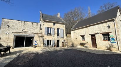 House 5 rooms of 145 m² in Pierrefonds (60350)