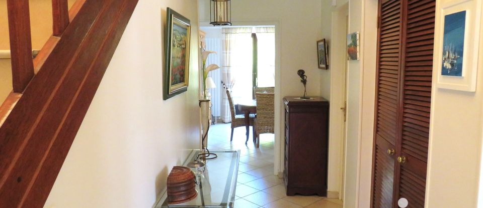 Traditional house 8 rooms of 163 m² in Neuilly-sur-Marne (93330)
