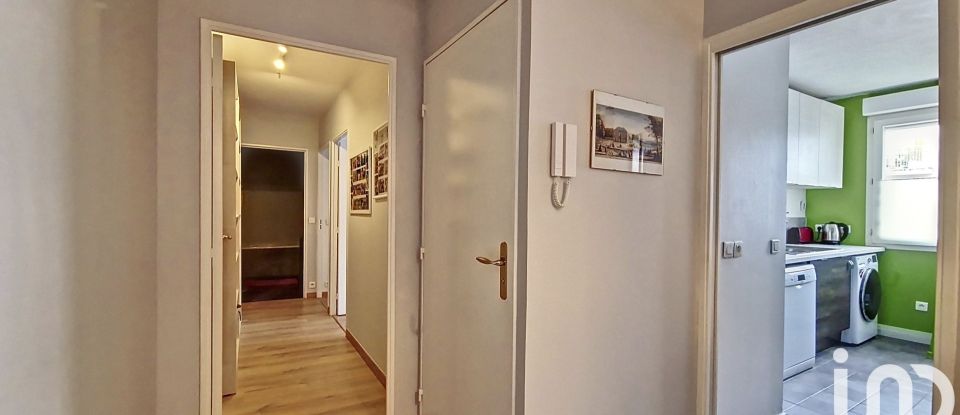 Apartment 3 rooms of 74 m² in L'Haÿ-les-Roses (94240)