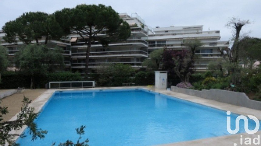 Apartment 3 rooms of 89 m² in Antibes (06160)