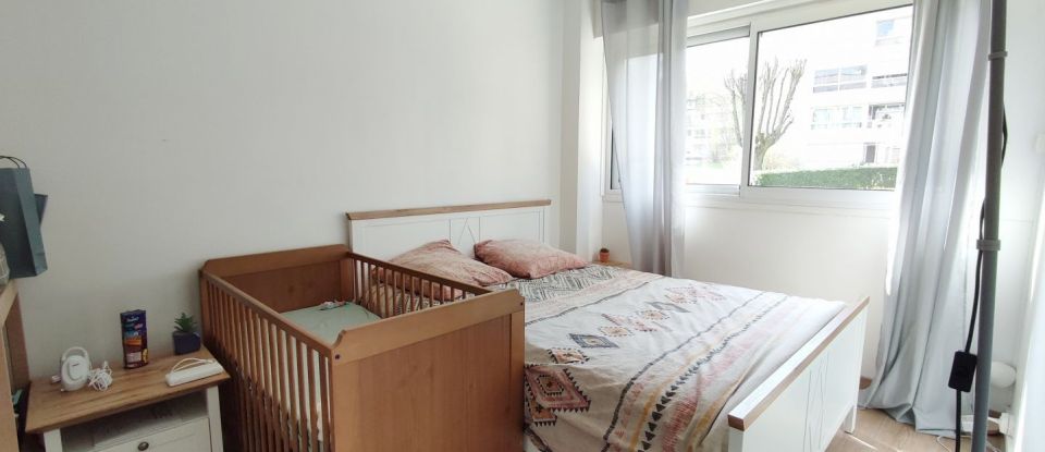 Appartement 4 pièces de 84 m² à Écouen (95440)