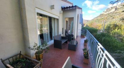 House 5 rooms of 105 m² in Sahune (26510)