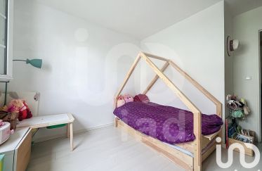 Appartement 2 pièces de 50 m² à Bussy-Saint-Georges (77600)