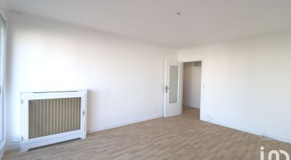Apartment 3 rooms of 70 m² in Montrouge (92120)