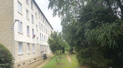 Apartment 3 rooms of 51 m² in Chatou (78400)