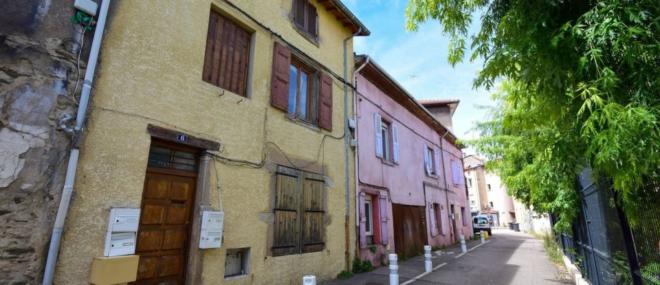 Building in Givors (69700) of 154 m²