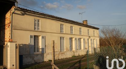 Maison 4 pièces de 111 m² à Bussac-Forêt (17210)