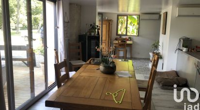 House 7 rooms of 250 m² in Queyrac (33340)