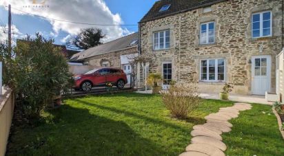 House 5 rooms of 142 m² in Gonneville-Le Theil (50330)