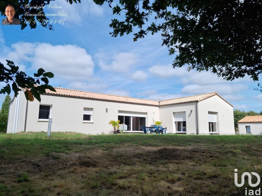 Maison 6 pièces de 144 m² à Talmont-Saint-Hilaire (85440)