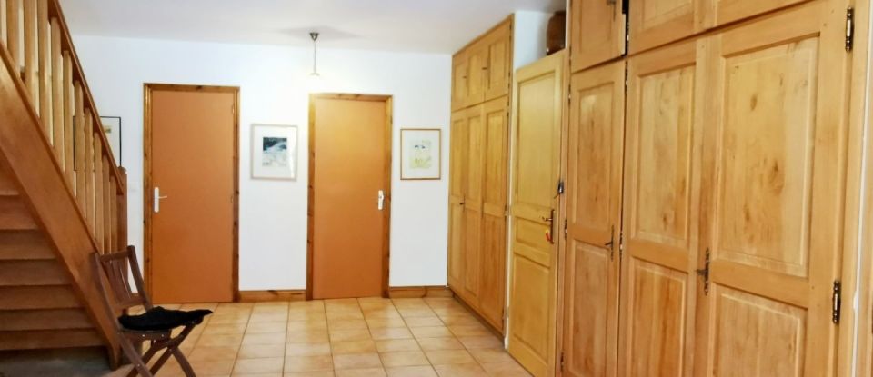 Mansion 12 rooms of 338 m² in Saint-Agnant-de-Versillat (23300)