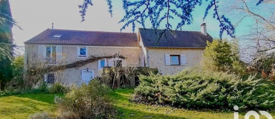 Mansion 8 rooms of 240 m² in Villiers-Saint-Frédéric (78640)