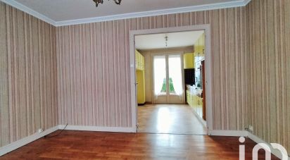 Traditional house 4 rooms of 82 m² in Le Mans (72100)