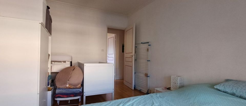 Apartment 3 rooms of 66 m² in Poissy (78300)