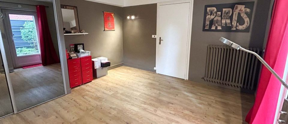 House 8 rooms of 201 m² in Nantes (44300)