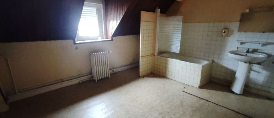 House 7 rooms of 201 m² in Dompierre-sur-Besbre (03290)