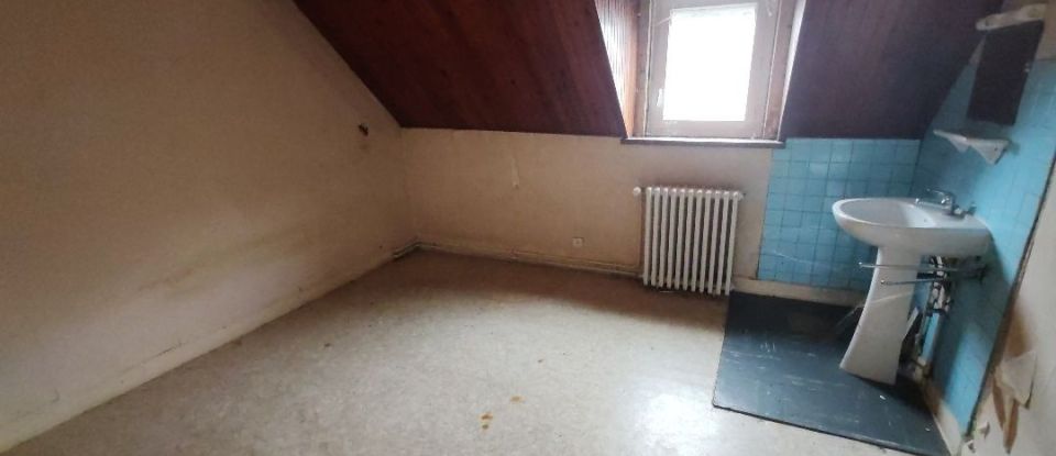 House 7 rooms of 201 m² in Dompierre-sur-Besbre (03290)
