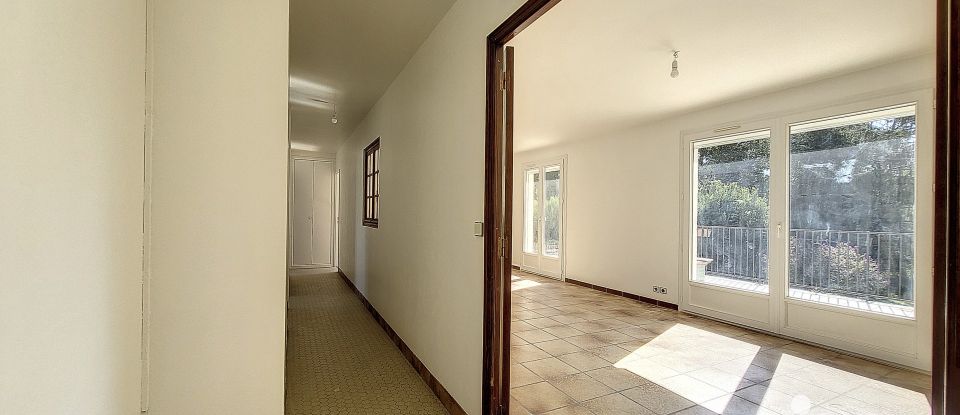 Maison 4 pièces de 90 m² à Fontenay-Trésigny (77610)