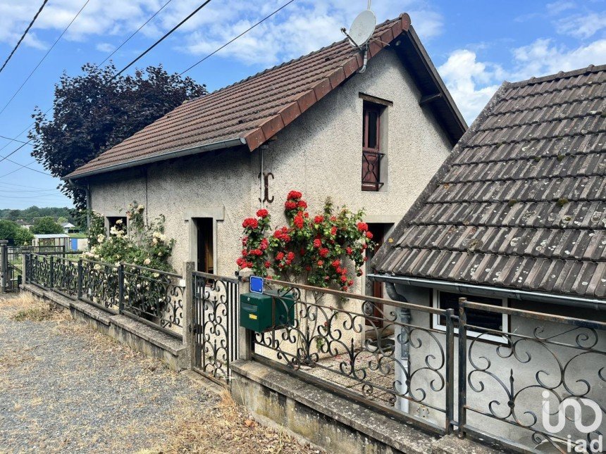 House 5 rooms of 80 m² in Dompierre-sur-Besbre (03290)