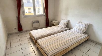 Apartment 3 rooms of 60 m² in Saint-Raphaël (83700)