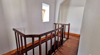House 7 rooms of 174 m² in Culan (18270)