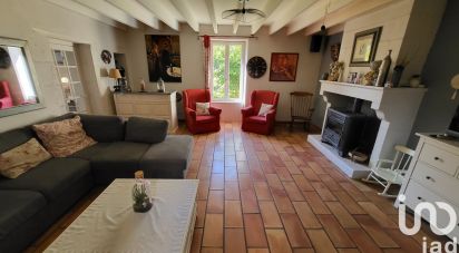 Maison traditionnelle 8 pièces de 249 m² à Saint-Sigismond (85420)