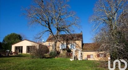 House 20 rooms of 500 m² in Vitrac (24200)