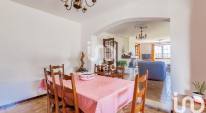 House 6 rooms of 136 m² in Léognan (33850)