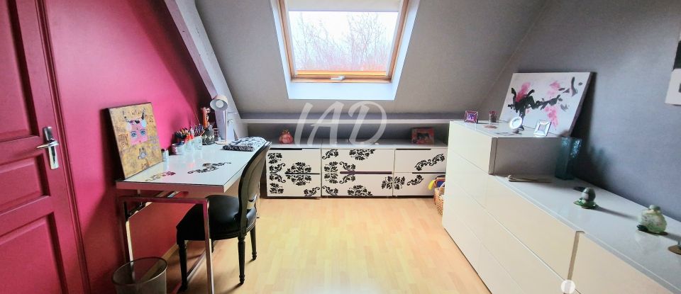 House 7 rooms of 142 m² in Grigny (91350)