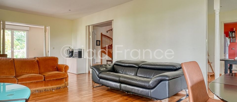 House 12 rooms of 300 m² in Villennes-sur-Seine (78670)