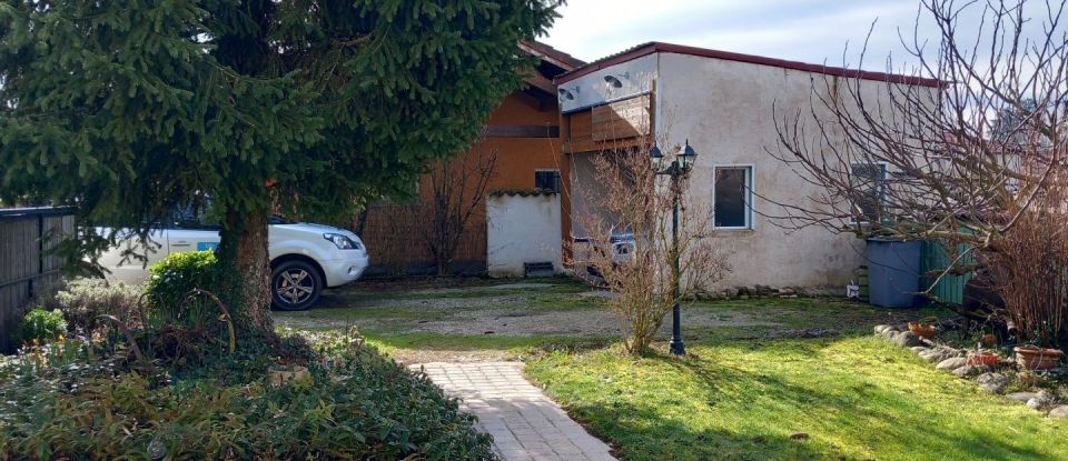 House 7 rooms of 139 m² in Châbons (38690)