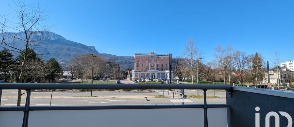 Apartment 4 rooms of 82 m² in Grenoble (38100)