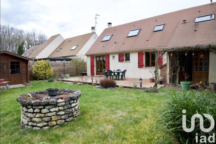 Traditional house 4 rooms of 100 m² in Morigny-Champigny (91150)